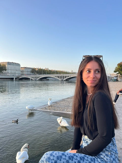 MEET LUCIE :"Chez moi, toutes les émotions passaient par la peau"